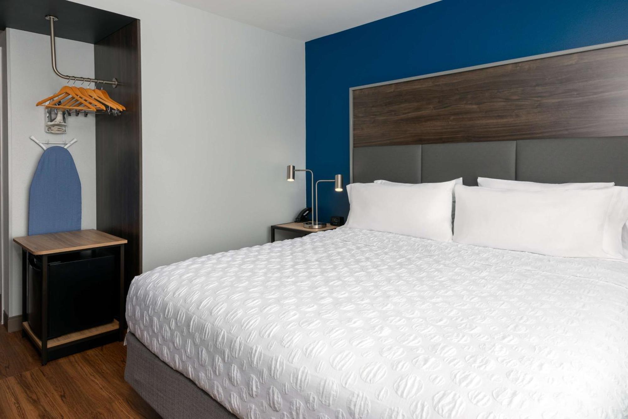 Tru By Hilton Wilmington Hotel Екстериор снимка