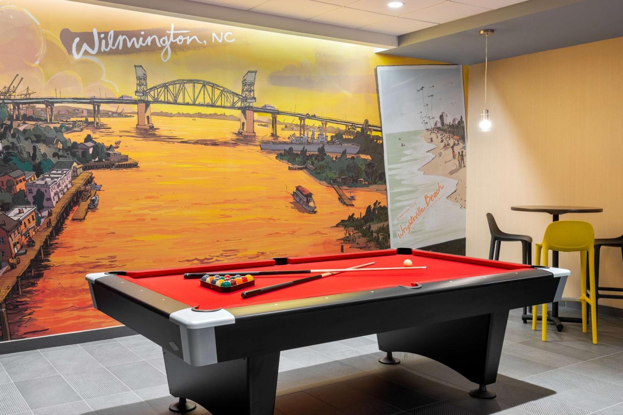 Tru By Hilton Wilmington Hotel Екстериор снимка
